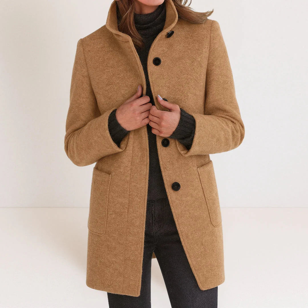 Valemu | Chaqueta con cuello alto