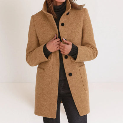 Valemu | Chaqueta con cuello alto