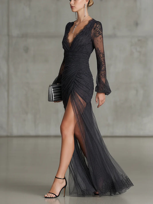 Nala | Vestido Largo Negro con Encaje con Volantes y Abertura