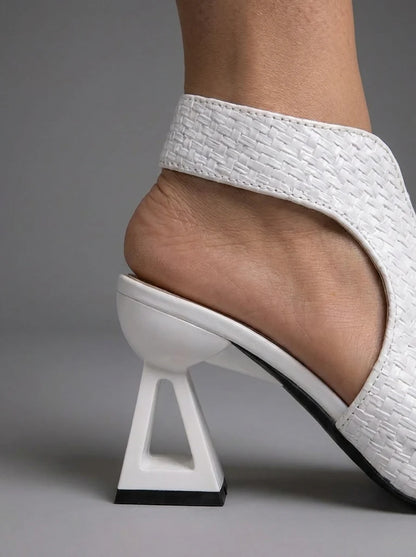 Vittoria | Sandali eleganti intrecciati