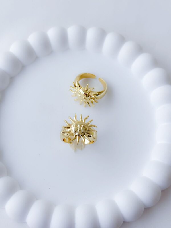 Anillo Hécate