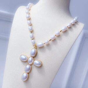 Collar Némesis